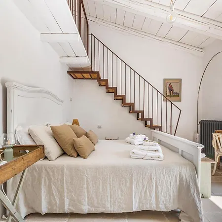 Masseria Santella Bed & Breakfast