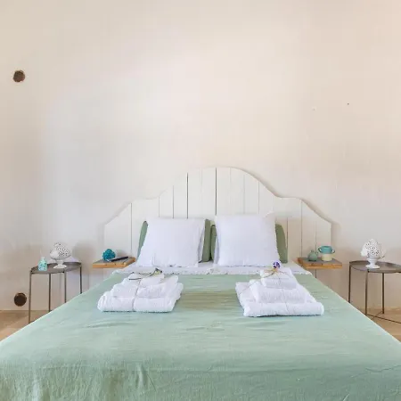 Masseria Santella Bed & Breakfast *