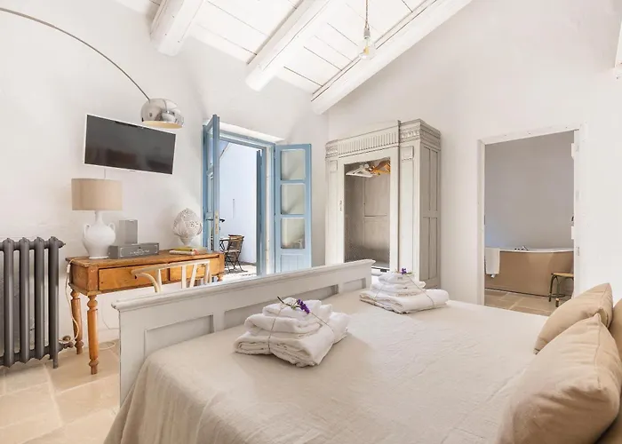 Masseria Santella Bed & Breakfast